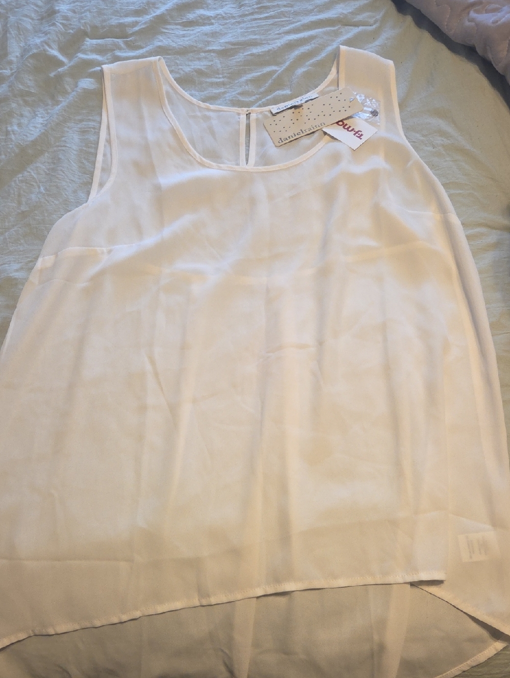 Bella Luxx Ivory Layered Chiffon Sleeveless Top